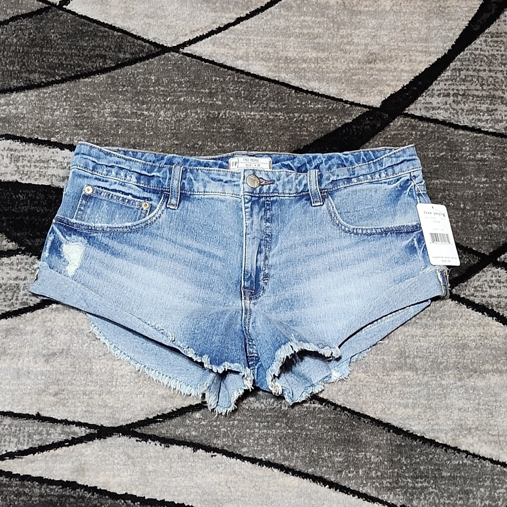 FREE PEOPLE FELTON HIGH-WAISTED DISTRESSED RAW-EDGE ZIP-FLY DENIM JEAN SHORT-NWT